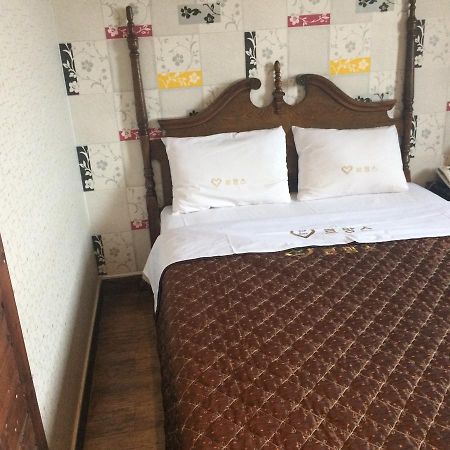 Romance Hotel Chungju Zewnętrze zdjęcie