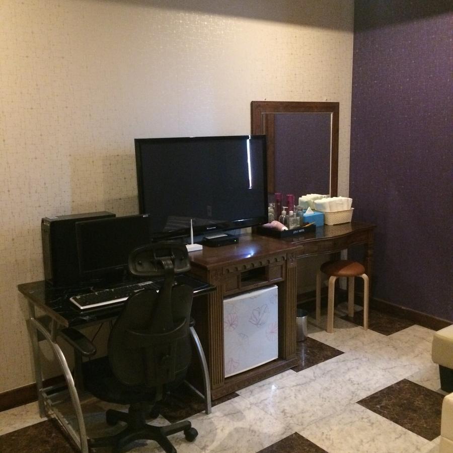 Romance Hotel Chungju Zewnętrze zdjęcie